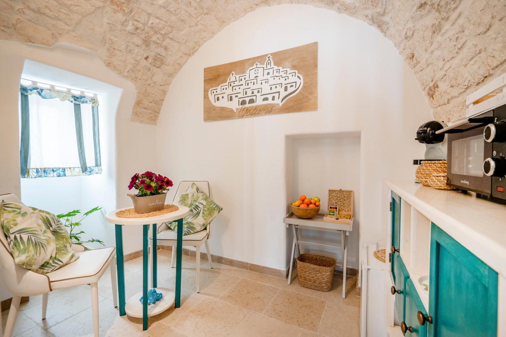 Maison Blanc Остуни Екстериор снимка